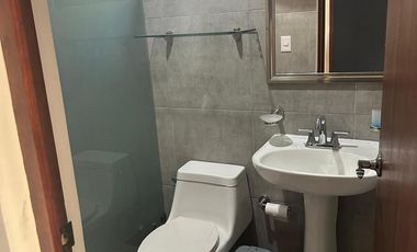 EN VENTA CASA EN CHUBURNÁ, CON CASA DE HUESPEDES MÉRIDA, YUCATÁN