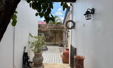 EN VENTA CASA EN CHUBURNÁ, CON CASA DE HUESPEDES MÉRIDA, YUCATÁN