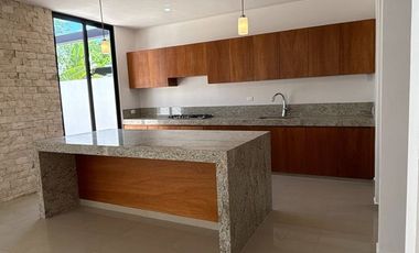 CASA EN VENTA DE UNA PLANTA EN TAMANCHE (ZONA COUNTRY) YUCATAN