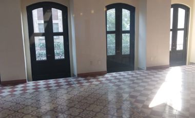 SE VENDE EDIFICIO EN MESONES, COLONIA EL CENTRO, CUAUHTEMOC, CDMX.