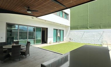 Residencia amueblada en renta en La Joya, Carretera Nacional.
