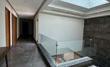 Residencia amueblada en renta en La Joya, Carretera Nacional.