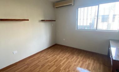 CASA EN RENTA COLINAS DE SAN JERONIMO