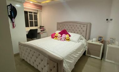 CASA VERSALLES CAMPESTRE EN VENTA (REMODELADA) 3 HABITACIONES 2 NIIVELES AREA  168m2  FLORIDABLANCA (NP)