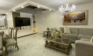 CASA VERSALLES CAMPESTRE EN VENTA (REMODELADA) 3 HABITACIONES 2 NIIVELES AREA  168m2  FLORIDABLANCA (NP)