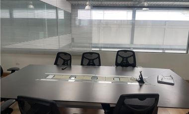 OFICINAS- SHOWROOM-GALPONES-BODEGAS SECTOR ELOY ALFARO