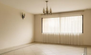 Bosques de la Herradura en calle cerrada con vigilancia linda casa en venta