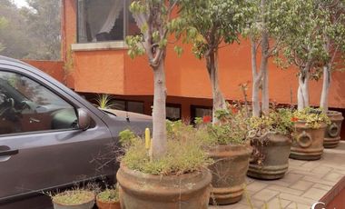 Bosques de la Herradura en calle cerrada con vigilancia linda casa en venta