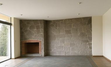 Bosques de la Herradura en calle cerrada con vigilancia linda casa en venta