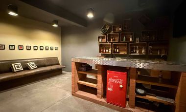 BARRIO ITALIA: Galeria, Cafe, Bar, RoofTop. UNICO