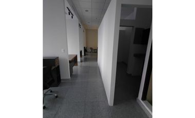 Se Alquila Oficina Amoblada en Bella Vista