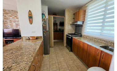 Venta en PH Playa Serena frente al mar apto. 115mt2, amoblado kf