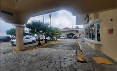 SE ALQUILA LOCAL EN AMADOR CAUSEWAY 400 Mtrs
