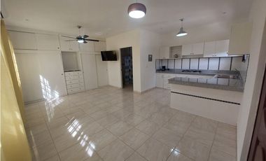 Se Vende Casa Céntrica Penonomé.