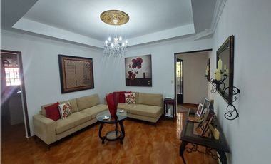 Se Vende Casa Céntrica Penonomé.