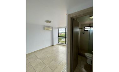 Se vende apartamento en Condado del Rey, Condado Country Club