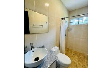 ALQUILER DE CASA EN BOQUETE 2R 2B