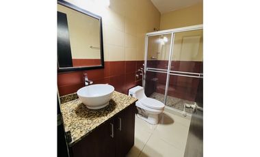 ALQUILO APARTAMENTO AMOBLADO EN OBARRIO, 3 RECAMARAS, 180M2.