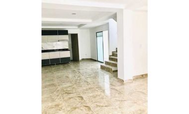 CASA EN VENTA AL NORTE DE ARMENIA