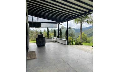 Finca en El Retiro 12.000 m² con casa, agua y bosque natural