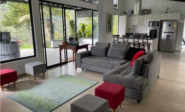 Finca en El Retiro 12.000 m² con casa, agua y bosque natural