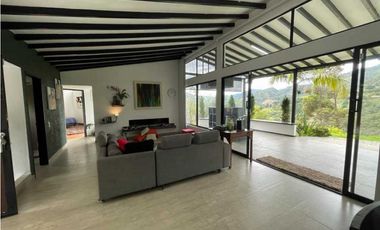 Finca en El Retiro 12.000 m² con casa, agua y bosque natural