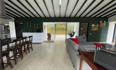Finca en El Retiro 12.000 m² con casa, agua y bosque natural