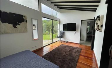 Finca en El Retiro 12.000 m² con casa, agua y bosque natural