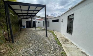 Finca en El Retiro 12.000 m² con casa, agua y bosque natural