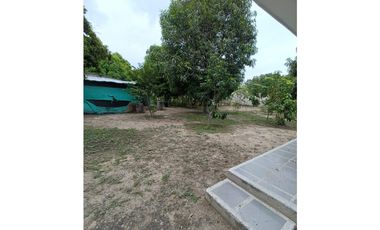 lote aeromar 1950 metros