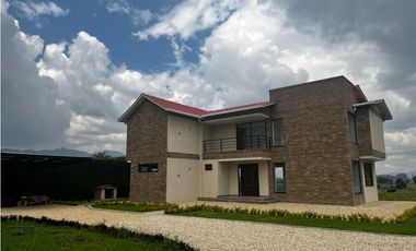 CASA EN VENTA EN COTA, VEREDA PARCELAS