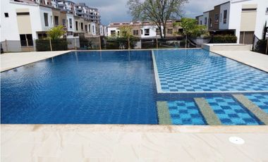 CASA EN VENTA EN FUSAGASUGA (CONJUNTO NIBEGO)