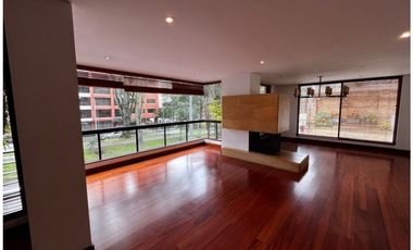 APARTAMENTO EN ARRIENDO EN CHICO RESERVADO, BOGOTA (Calle 94 con 9)