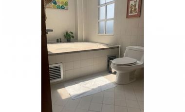 CASA EN VENTA PASEO DE LOS BUGANVILES (para remodelar) CHIA