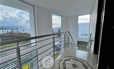 Casa en Conjunto Campestre, en venta, Chinauta, Cundinamarca