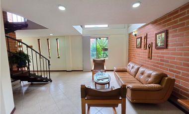 Casa para arriendo en San Remo Sabaneta