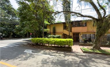 Venta Apartamento, La Floresta. AM 9910628