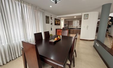 Casa Las Acacias - Tranquilidad y comodidad ☀