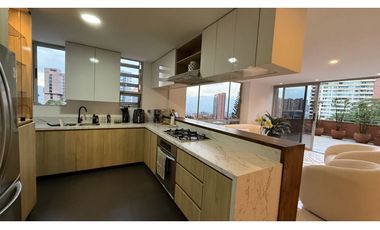 VENTA APARTAMENTO EN EL POBLADO SECTOR EL TESORO DUPLEX MODERNO
