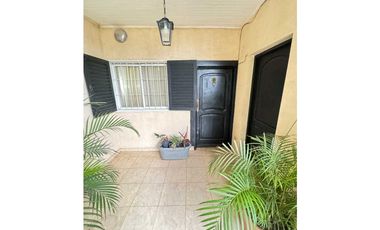 Casa en Venta Barrio Los Profesionales