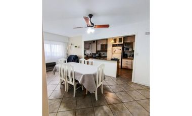 Departamento 4 ambientes en alquiler