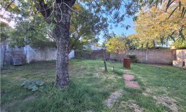 Se vende casa en Viale en calle Belgrano