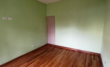 Casa en alquiler en Moron Sur