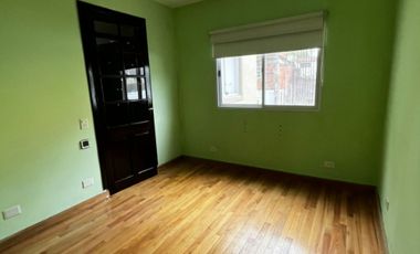 Casa en alquiler en Moron Sur