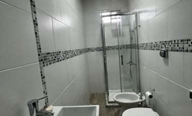 Casa en alquiler en Moron Sur