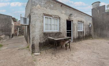 Casa interna a refaccionar en Barranquitas