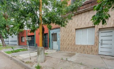 Casa interna a refaccionar en Barranquitas