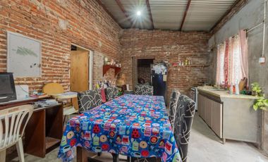 Casa interna a refaccionar en Barranquitas