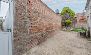 Casa interna a refaccionar en Barranquitas