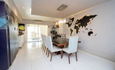 Casa 2/3 Dormitorios -Cochera y Pileta